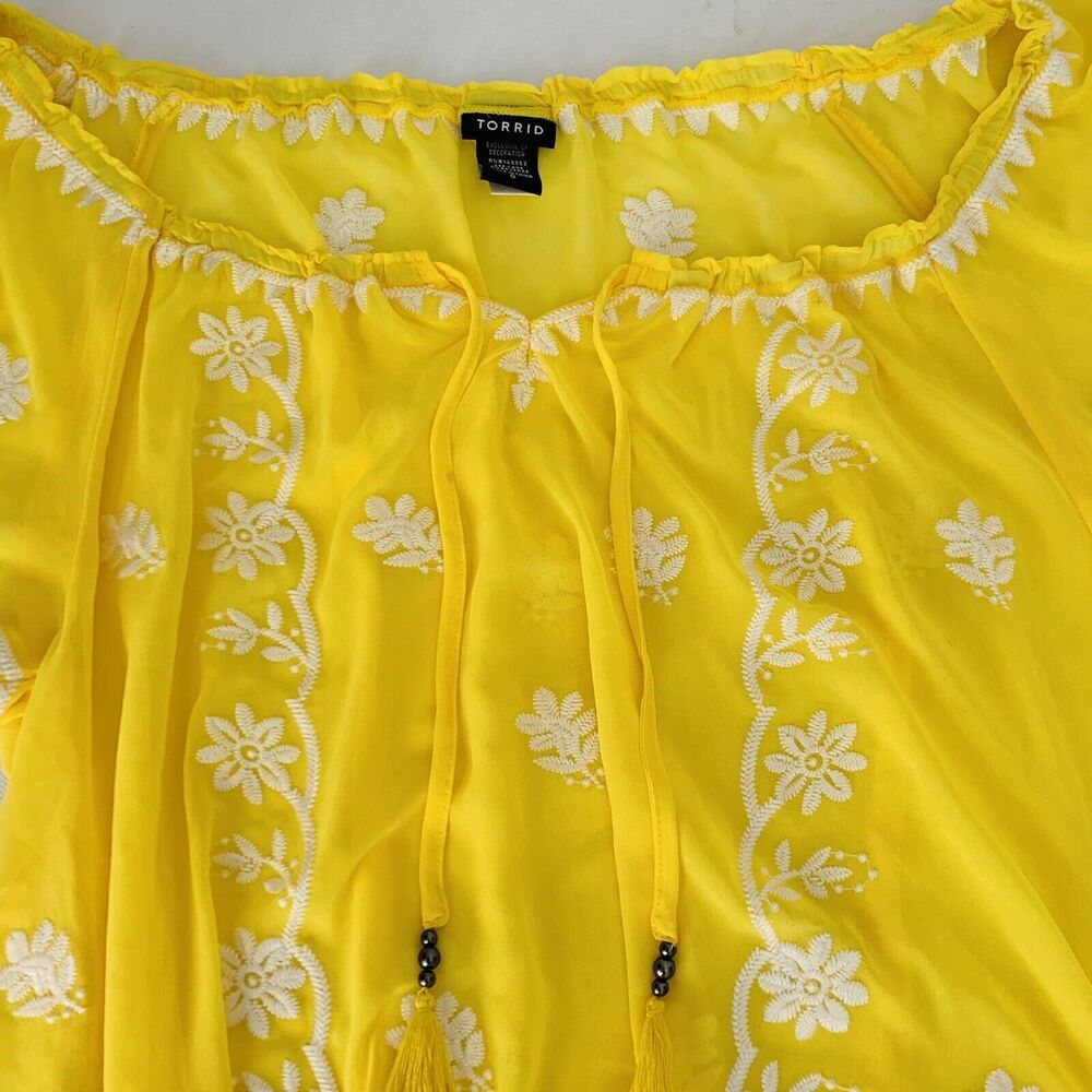 Torrid Yellow Floral Blouse - Picture 3 of 12